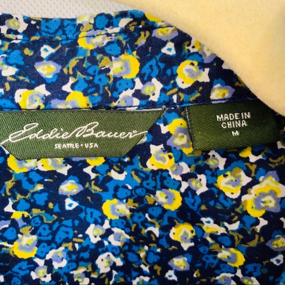 Eddie Bauer floral long sleeve button down blouse - Picture 4 of 5